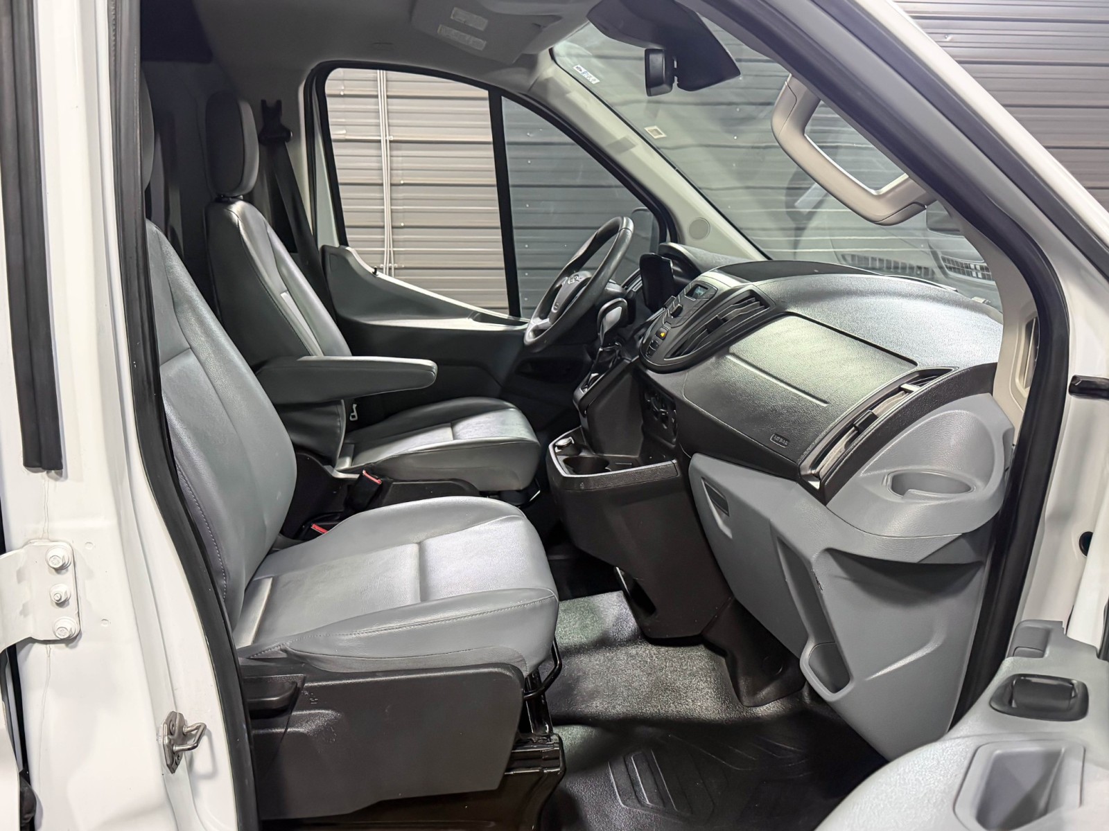 Used 2017 Ford Transit 150 Low Roof Empty Cargo Van - photo 23