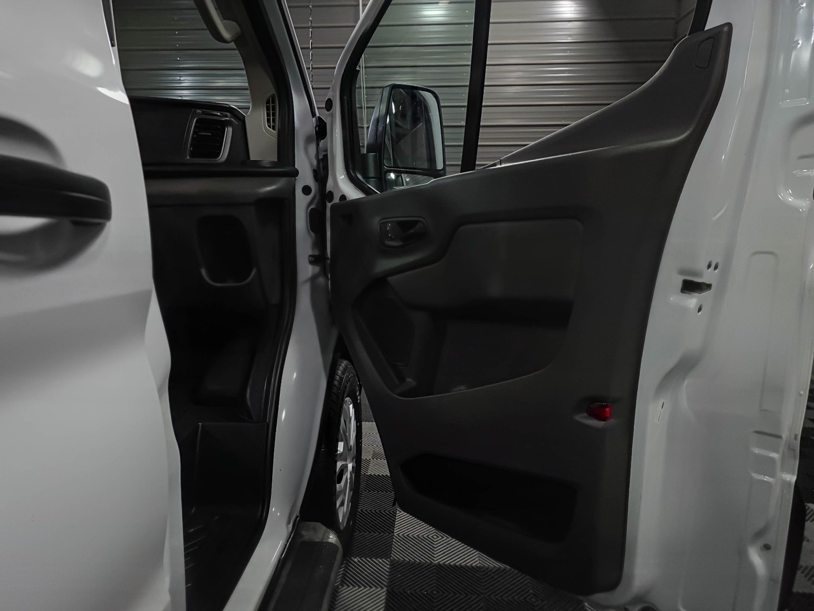 Used 2022 Ford Transit 250 Low Roof Empty Cargo Van - photo 17