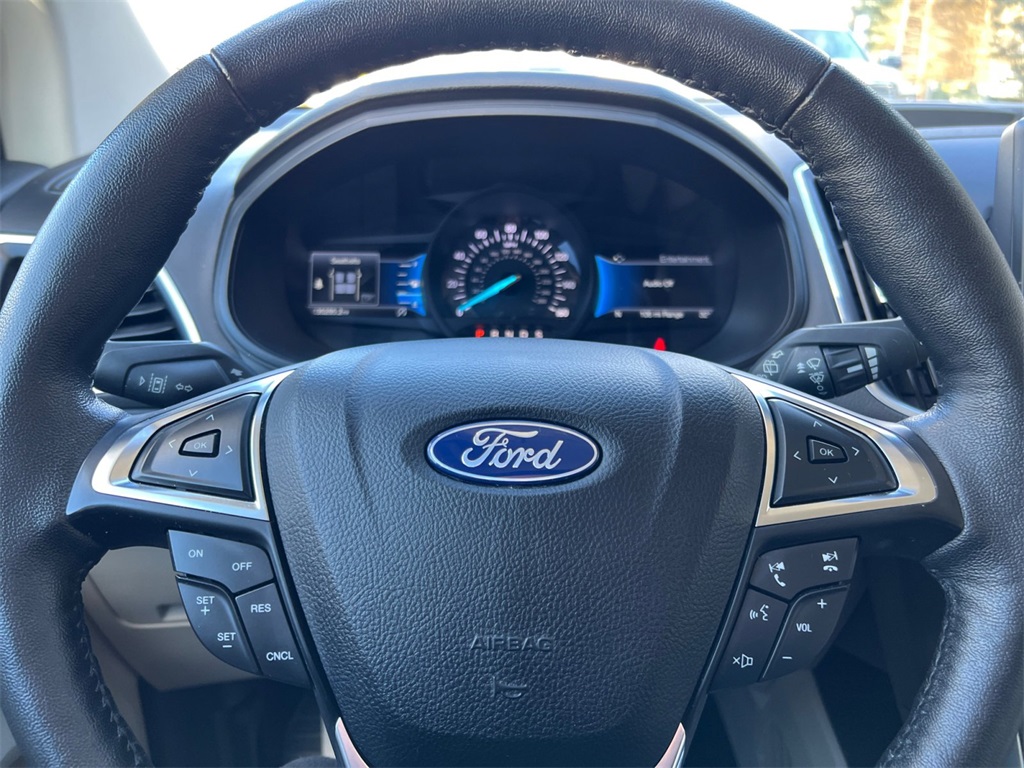 Used 2022 Ford Edge Titanium - photo 34