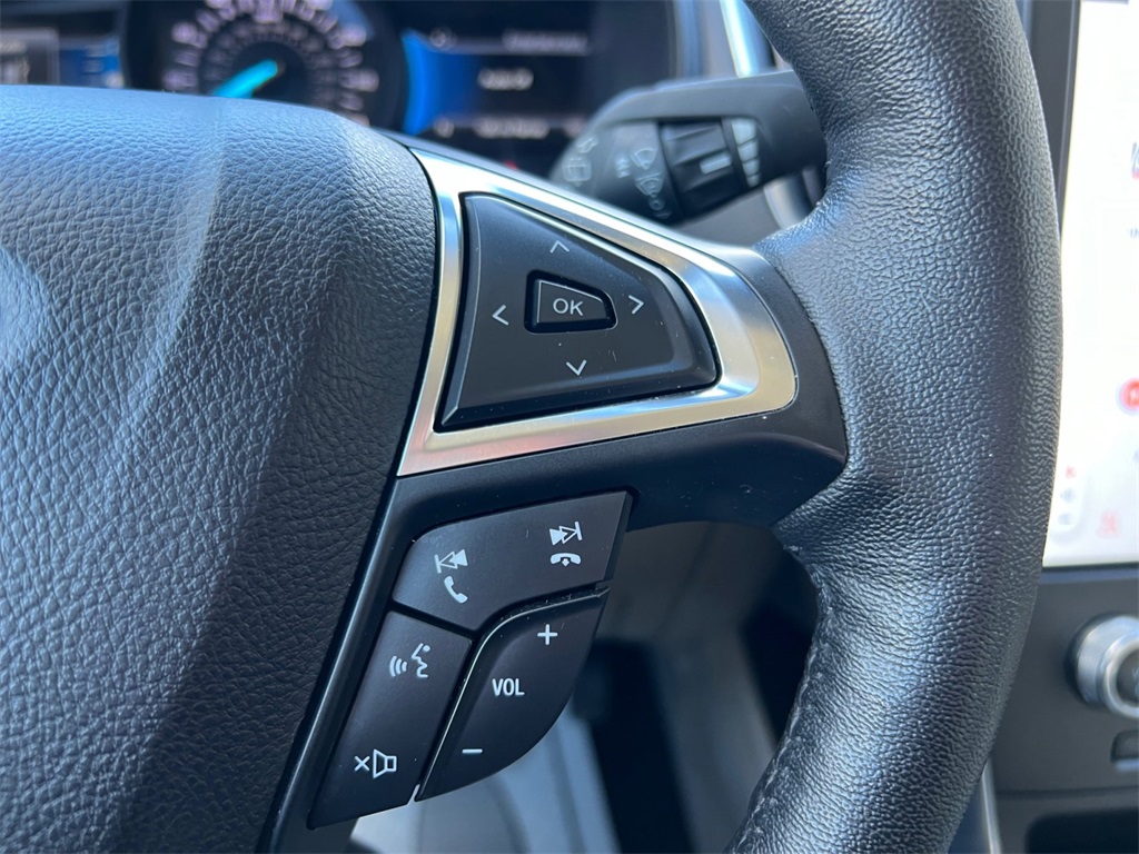 Used 2022 Ford Edge Titanium - photo 36