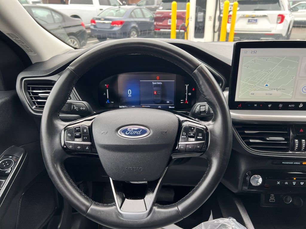 Used 2024 Ford Escape - photo 1
