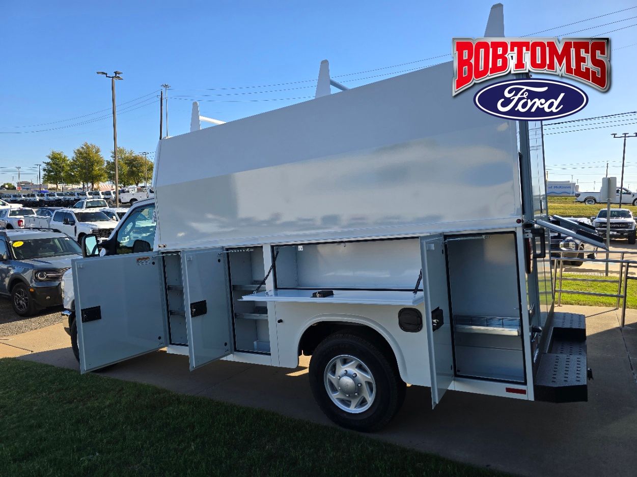 New 2026 Ford E-350 - photo 1