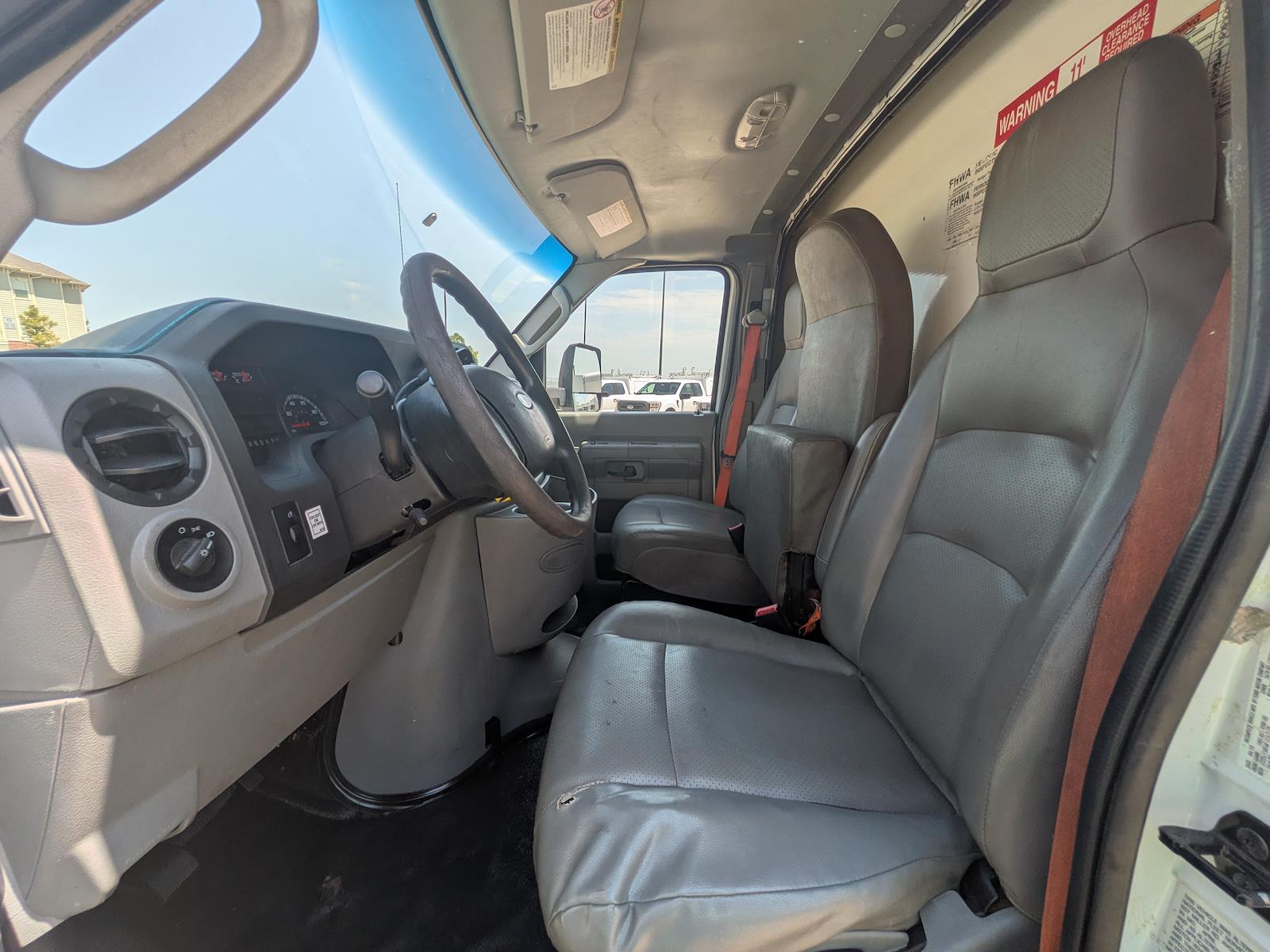 Used 2019 Ford E-350 Cutaway - photo 19