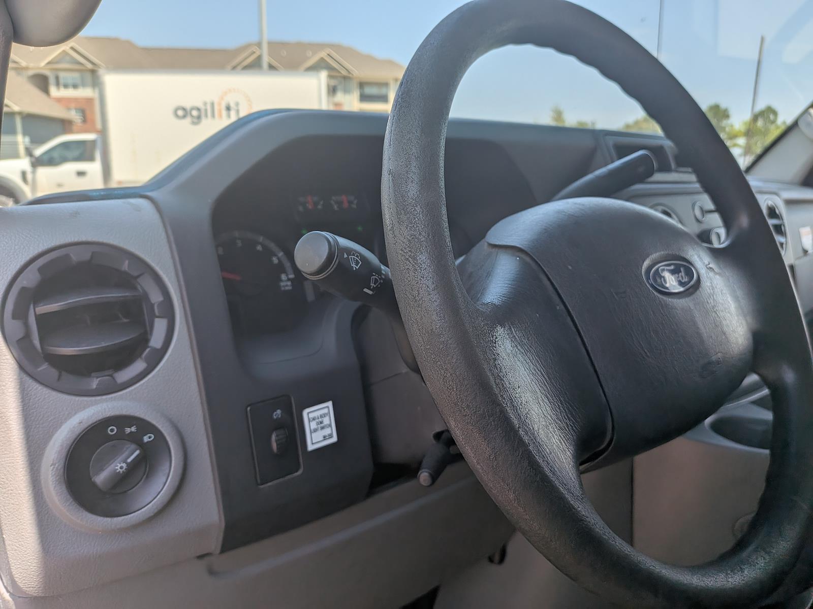 Used 2019 Ford E-350 Cutaway - photo 20