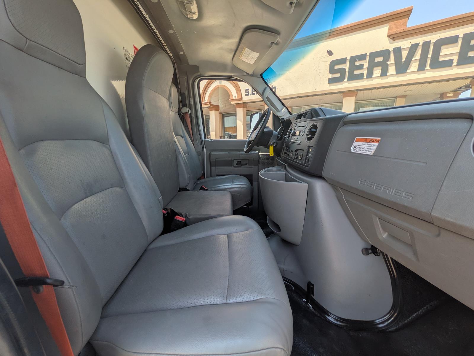 Used 2019 Ford E-350 Cutaway - photo 27