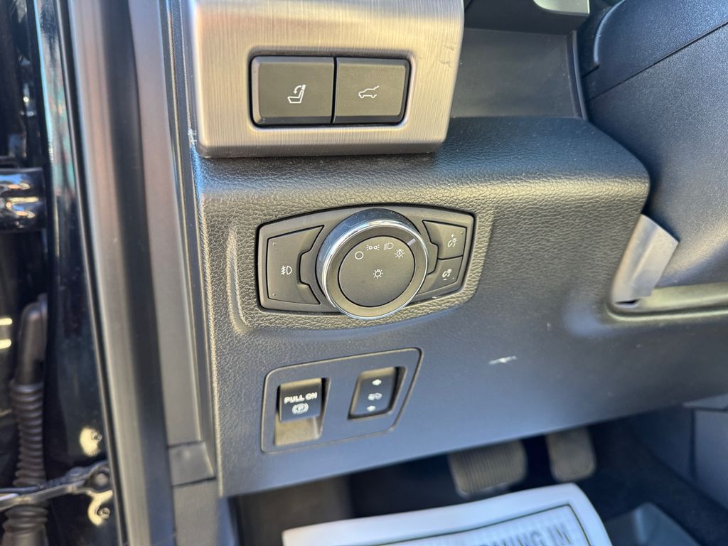 Used 2020 Ford Expedition Platinum - photo 17