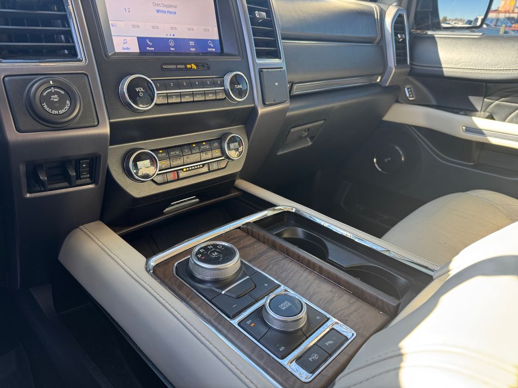 Used 2020 Ford Expedition Platinum - photo 22