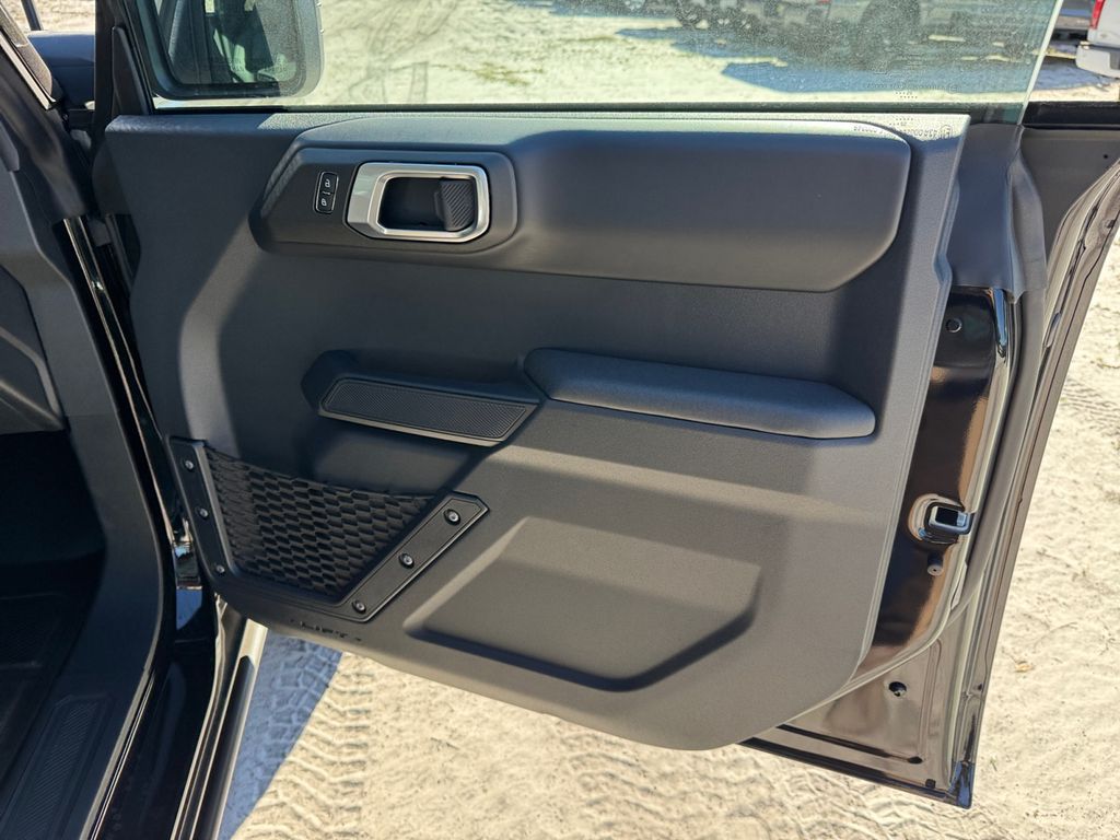New 2025 Ford Bronco Badlands - photo 18