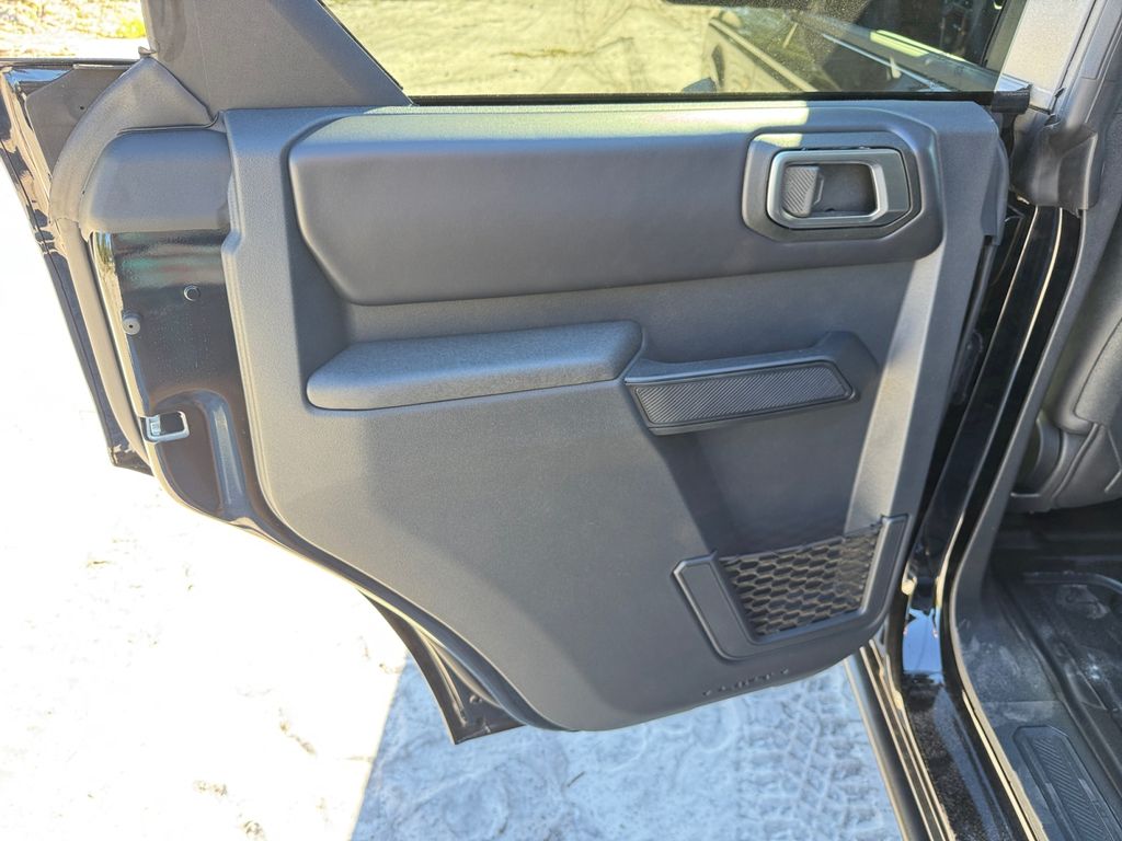 New 2025 Ford Bronco Badlands - photo 21