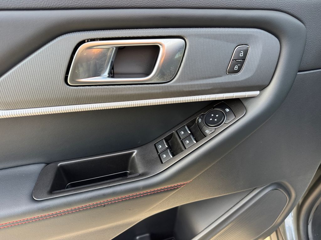 New 2026 Ford Explorer ST-Line - photo 26
