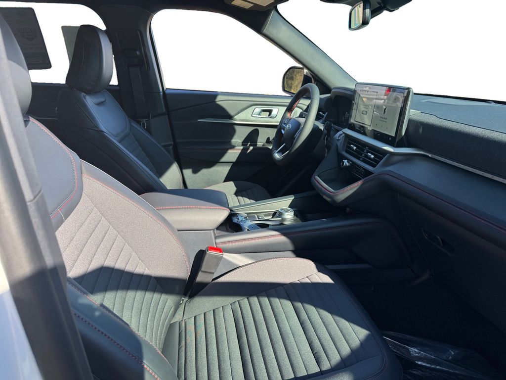 New 2026 Ford Explorer ST-Line - photo 16