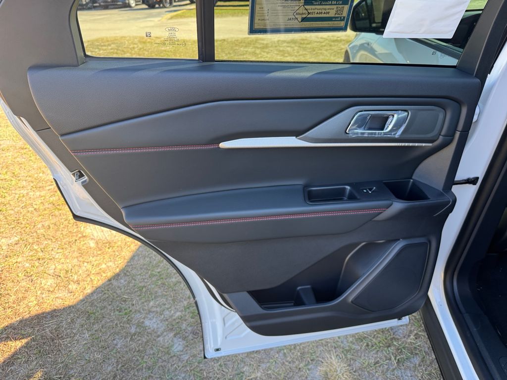 New 2026 Ford Explorer ST-Line - photo 21