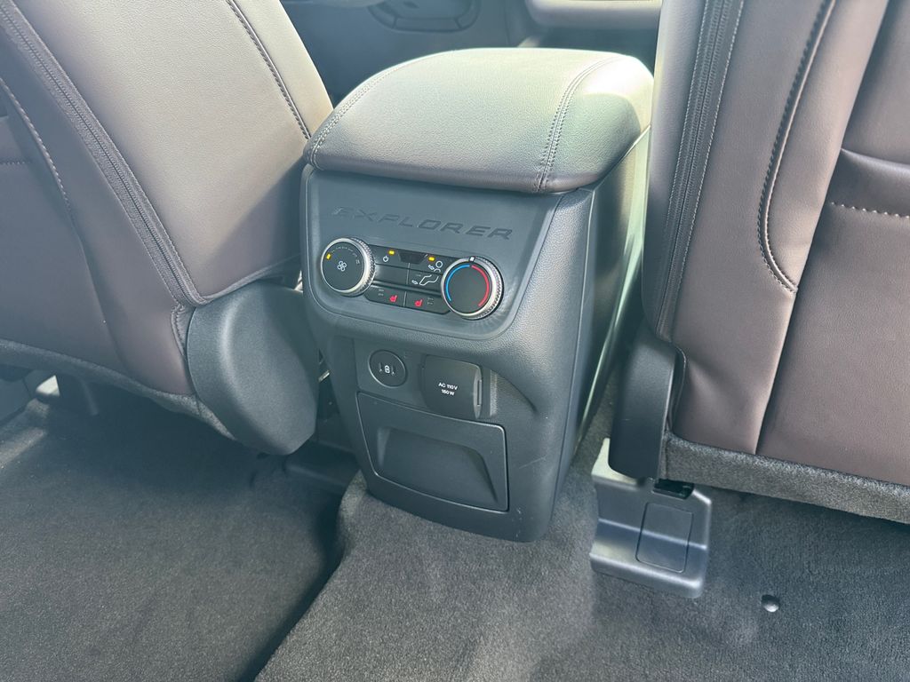 New 2026 Ford Explorer Platinum - photo 20
