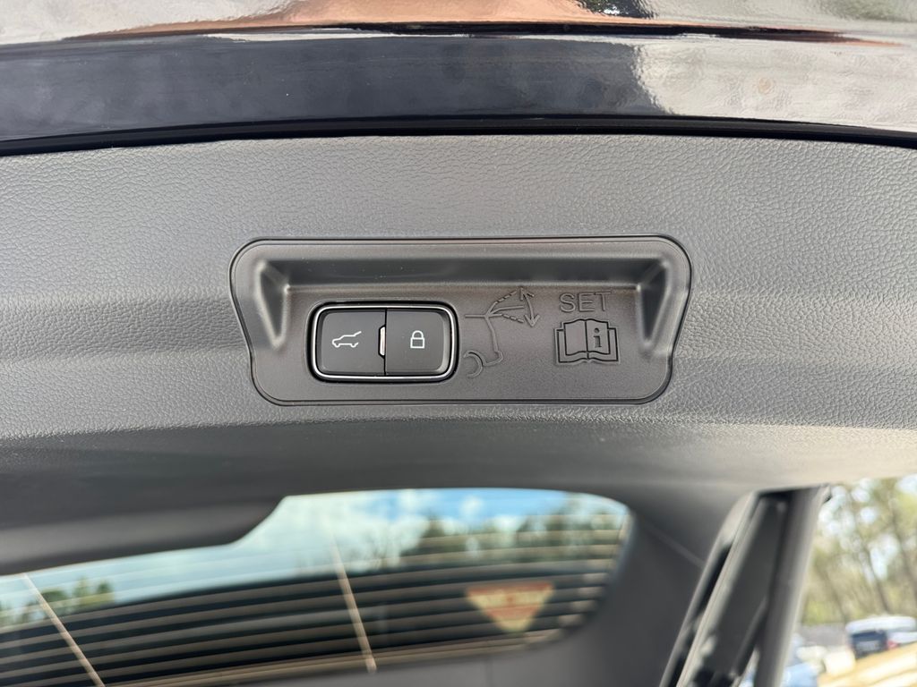 New 2026 Ford Explorer Platinum - photo 24