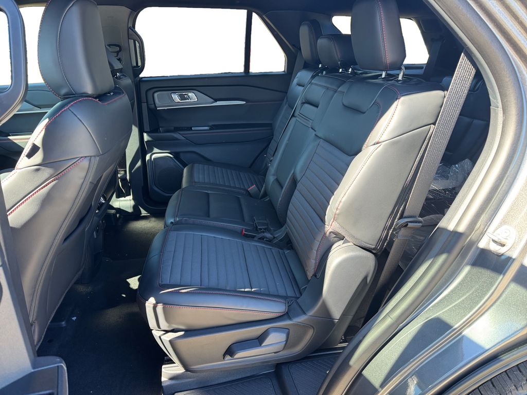 New 2026 Ford Explorer ST-Line - photo 15