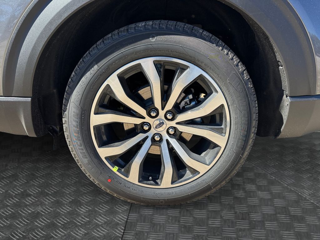 New 2026 Ford Explorer ST-Line - photo 16