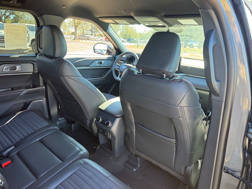 New 2026 Ford Explorer ST-Line - photo 22