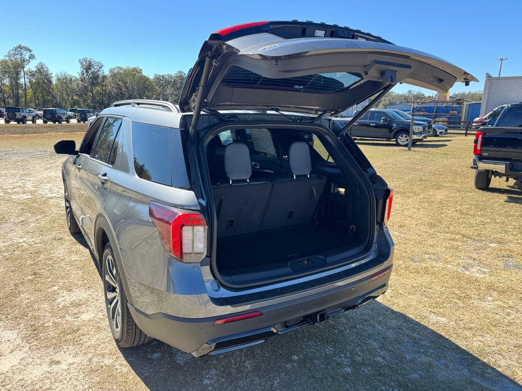 New 2026 Ford Explorer ST-Line - photo 25