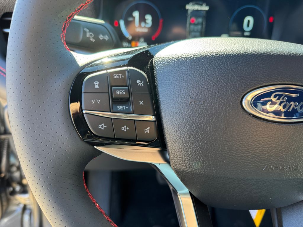 New 2026 Ford Explorer ST-Line - photo 31