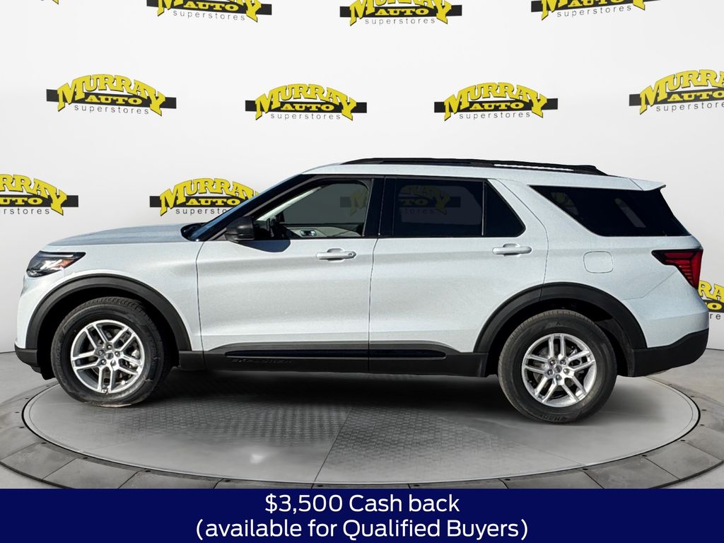New 2026 Ford Explorer - photo 2