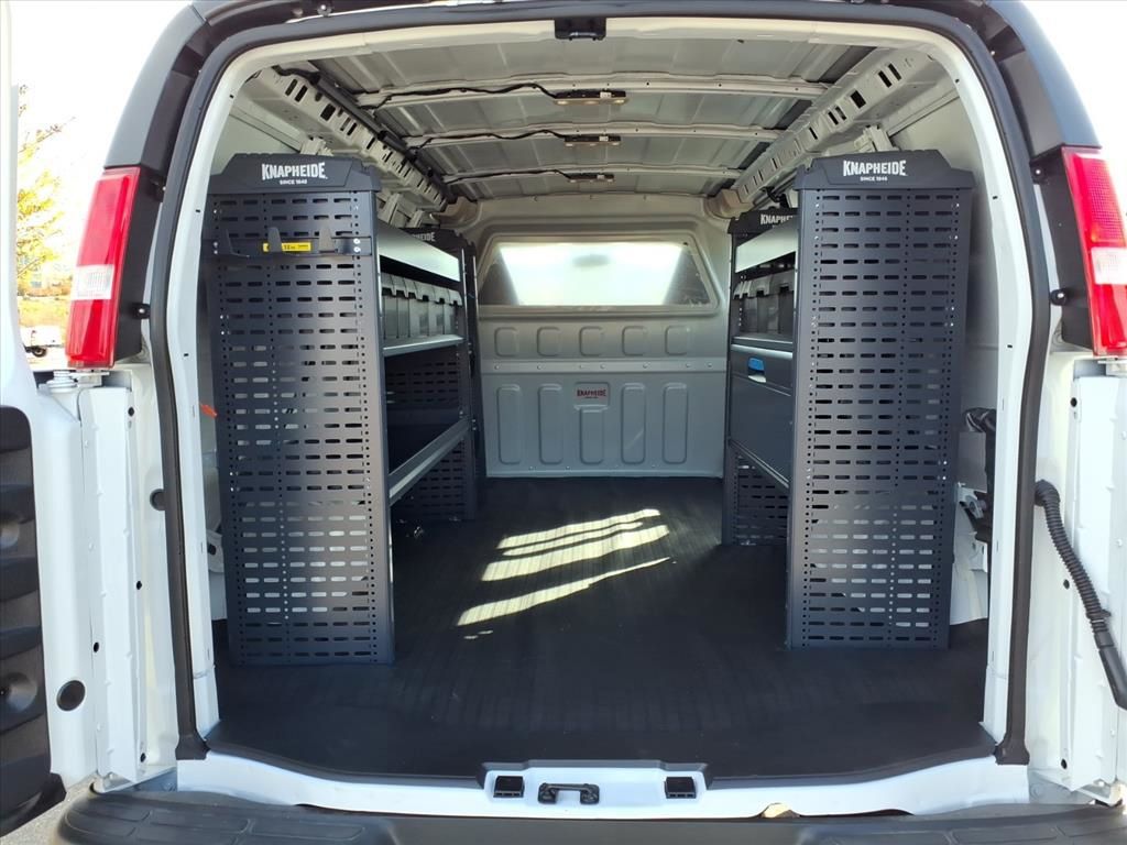 New 2025 Chevrolet Express 2500 - photo 2