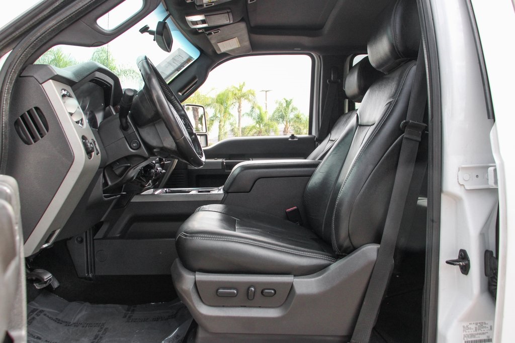 Used 2016 Ford F-250 Lariat Crew Cab - photo 18