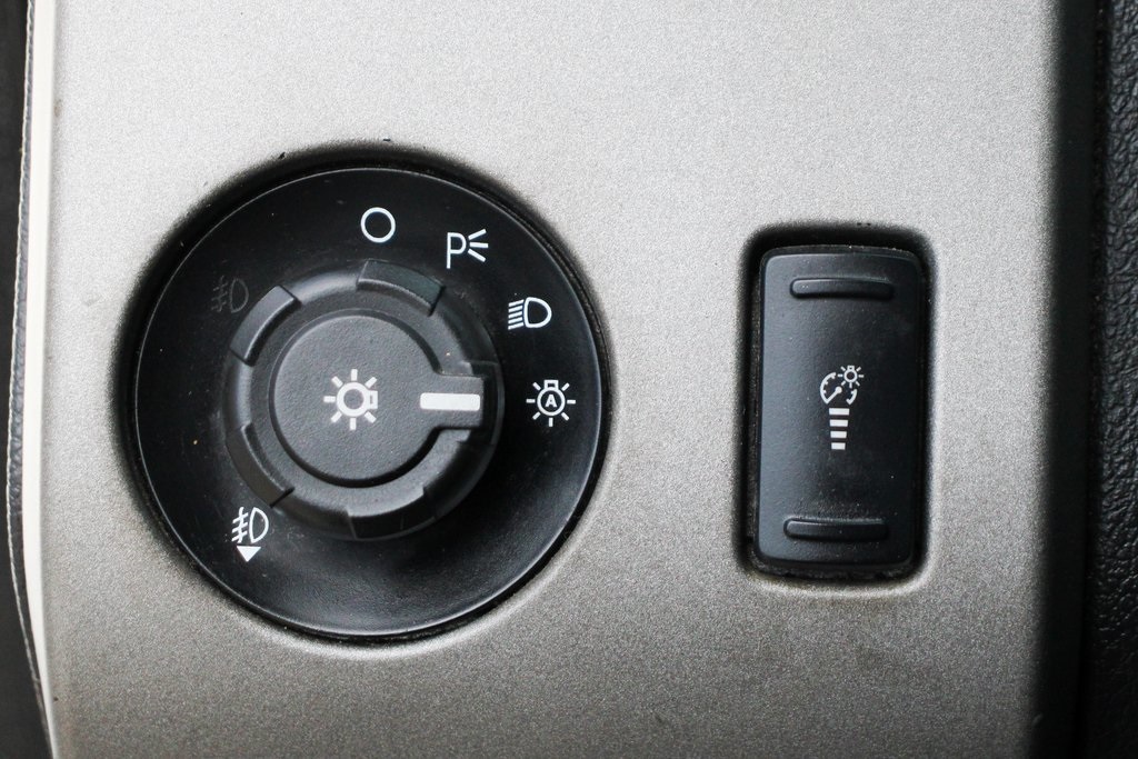 Used 2016 Ford F-250 Lariat Crew Cab - photo 20
