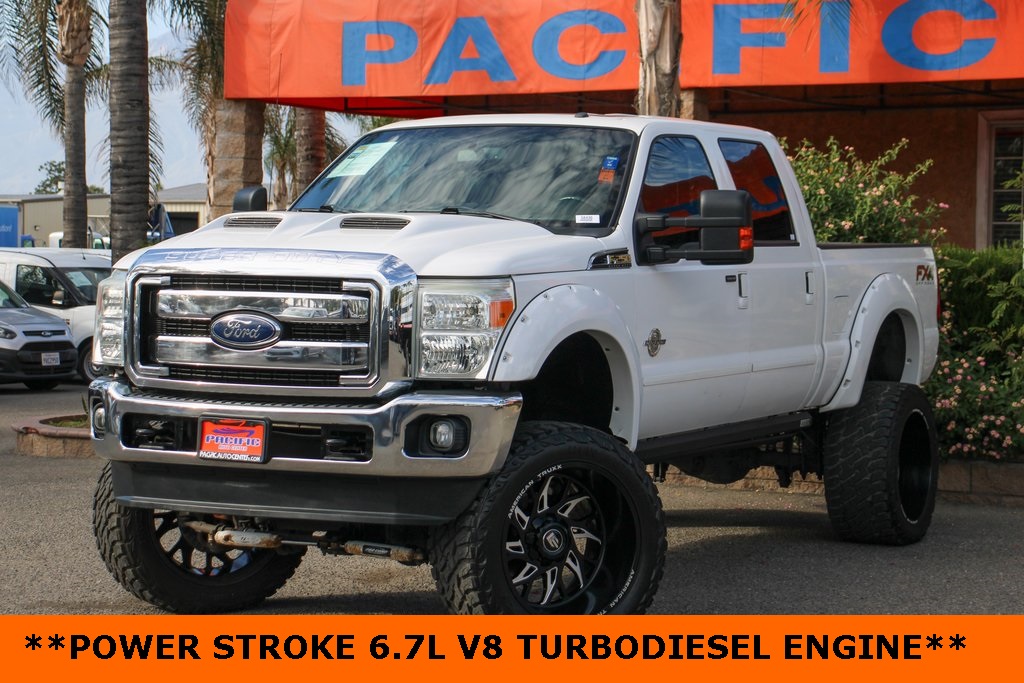 Used 2016 Ford F-250 Lariat Crew Cab - photo 3