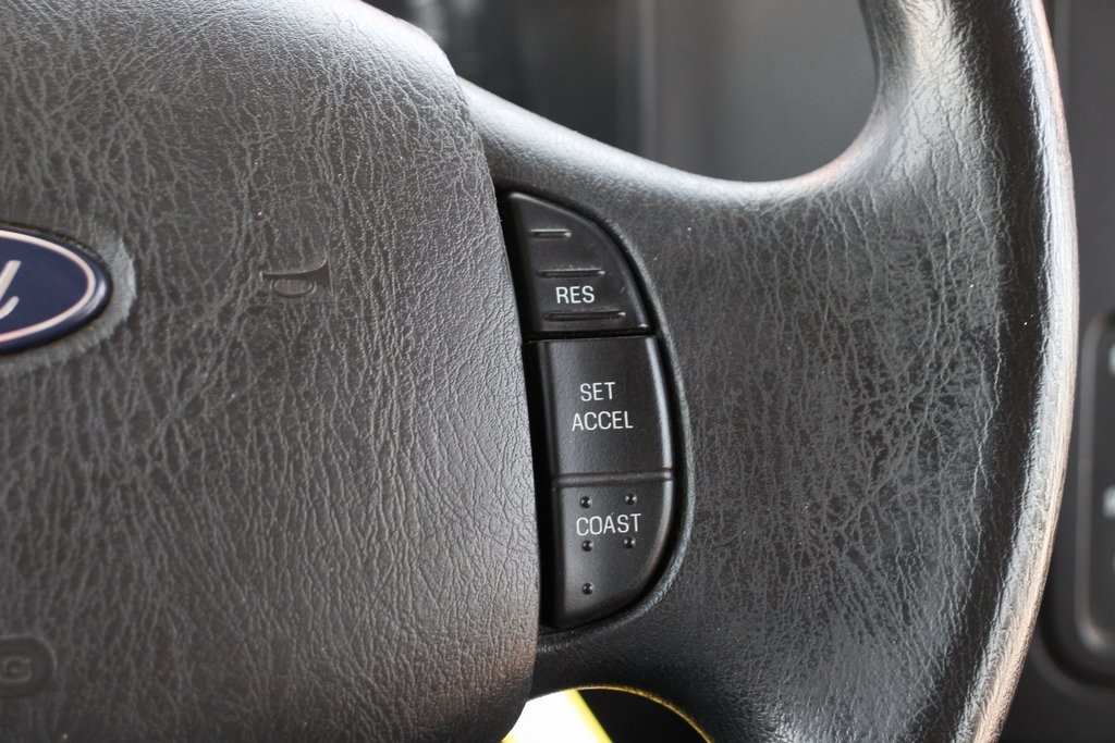 Used 2012 Ford E-450 Cutaway - photo 26