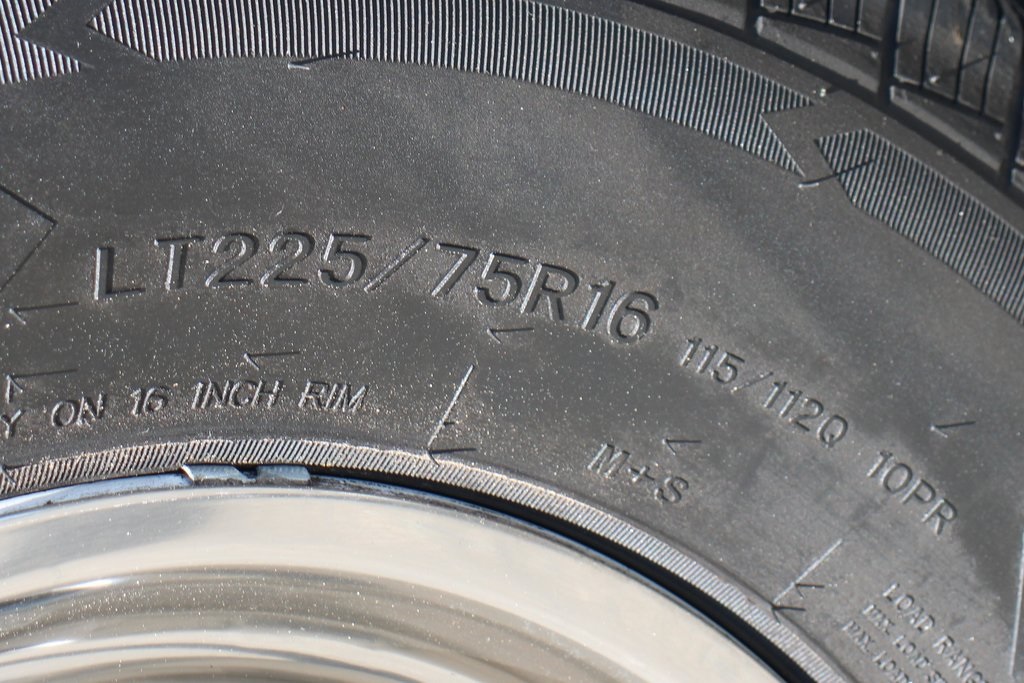 Used 2012 Ford E-450 Cutaway - photo 32