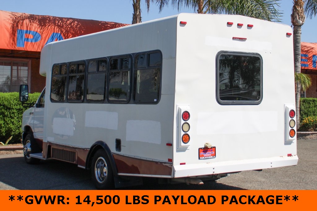 Used 2012 Ford E-450 Cutaway - photo 5