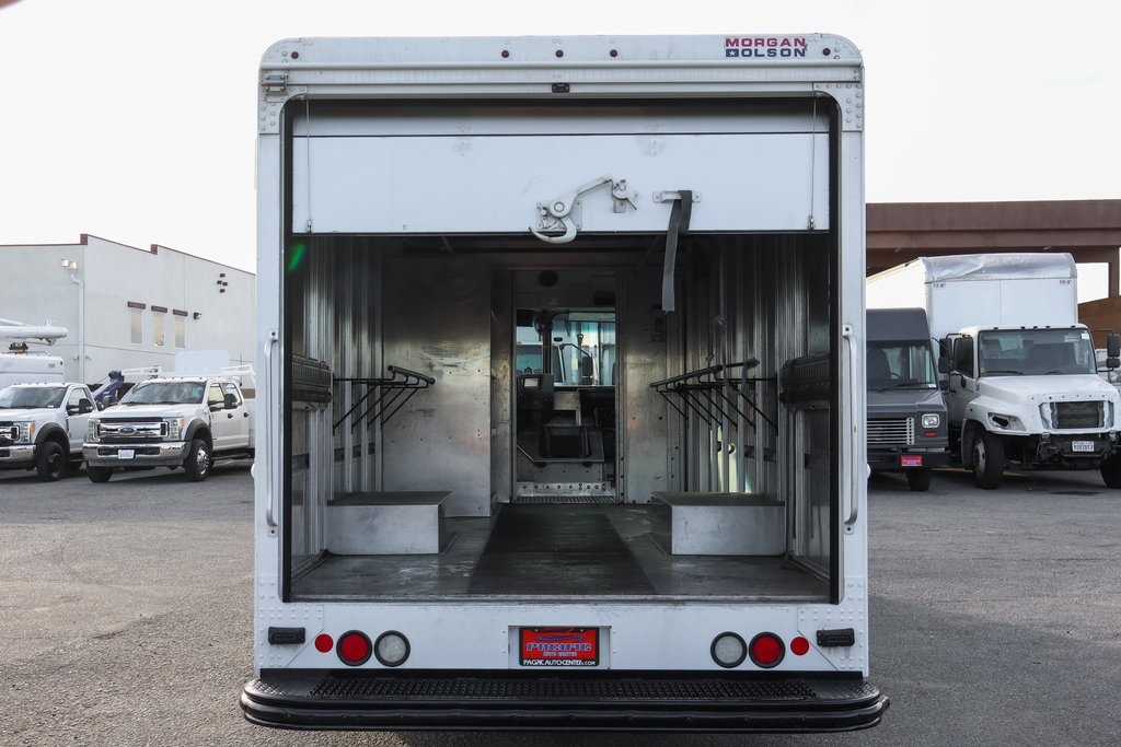 Used 2017 Ford E-350 Stripped Chassis - photo 8