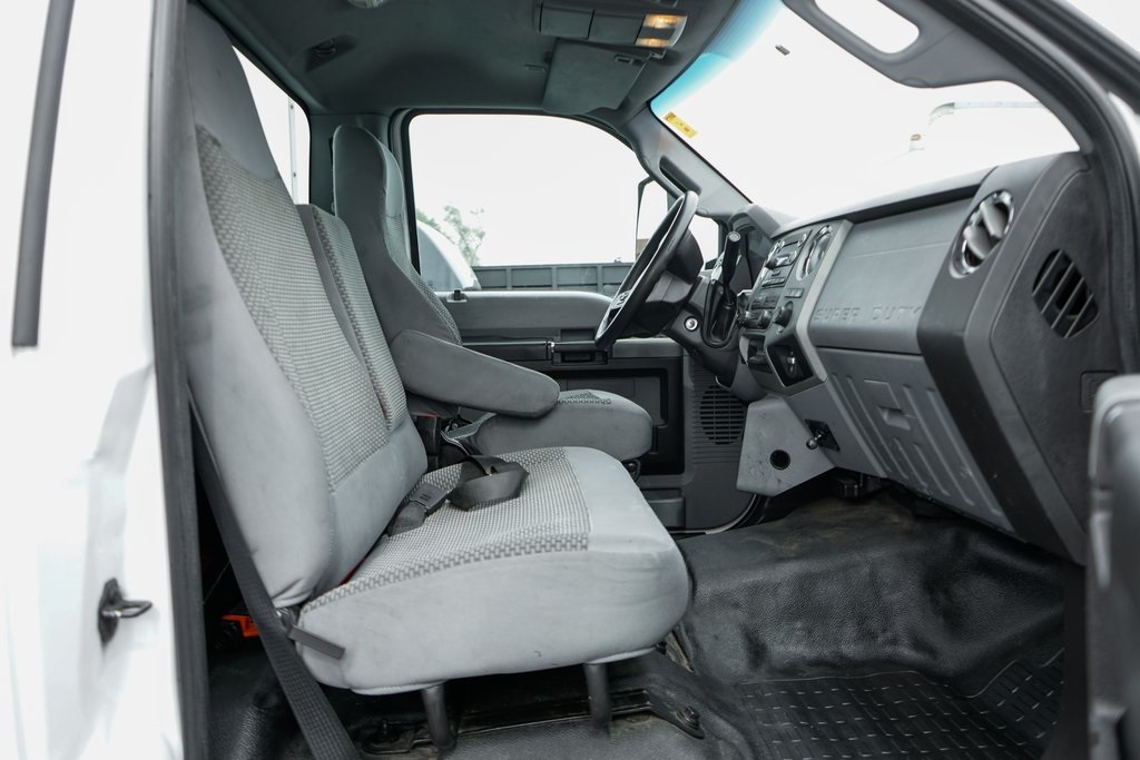 Used 2017 Ford F-650 Regular Cab Cab Chassis - photo 36