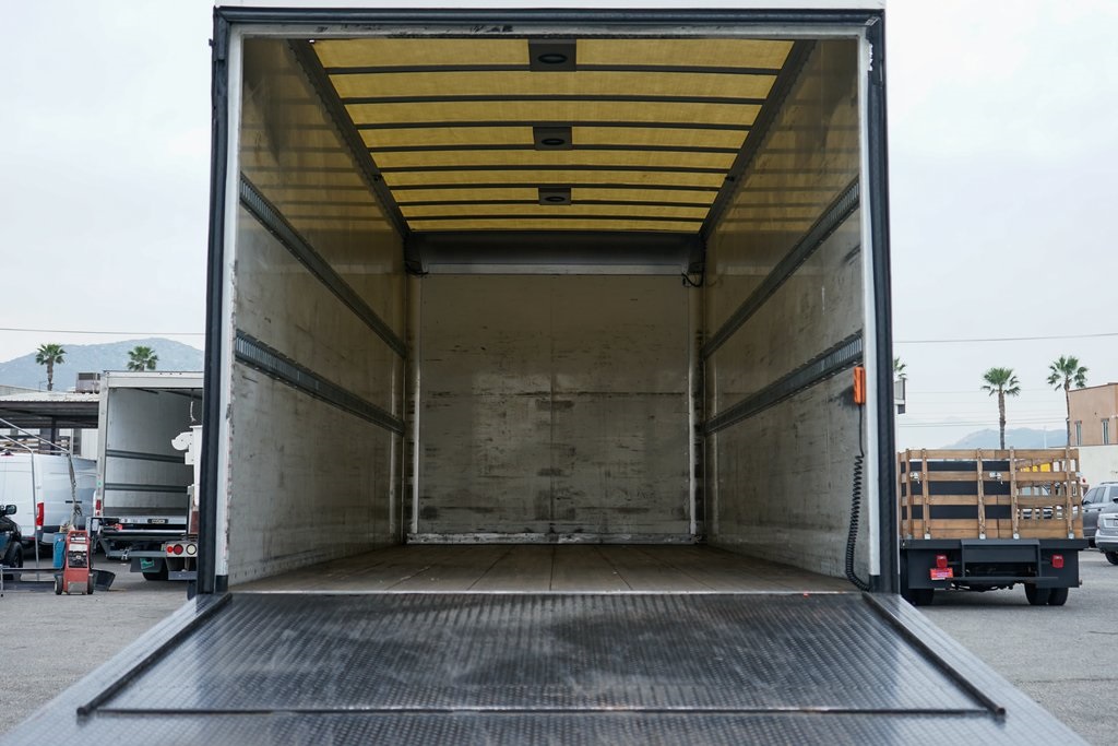 Used 2017 Ford F-650 Regular Cab Cab Chassis - photo 8