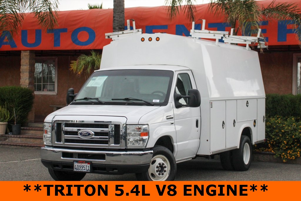 Used 2014 Ford E-350 Cutaway - photo 3