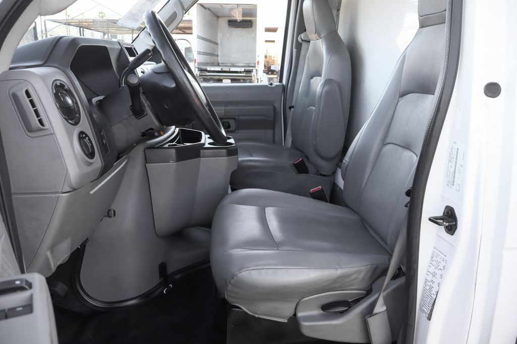 Used 2017 Ford E-450 Cutaway - photo 17