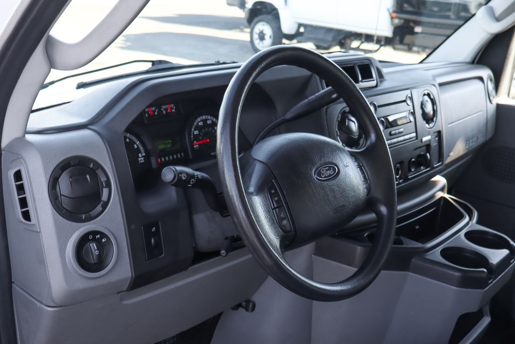 Used 2017 Ford E-450 Cutaway - photo 18