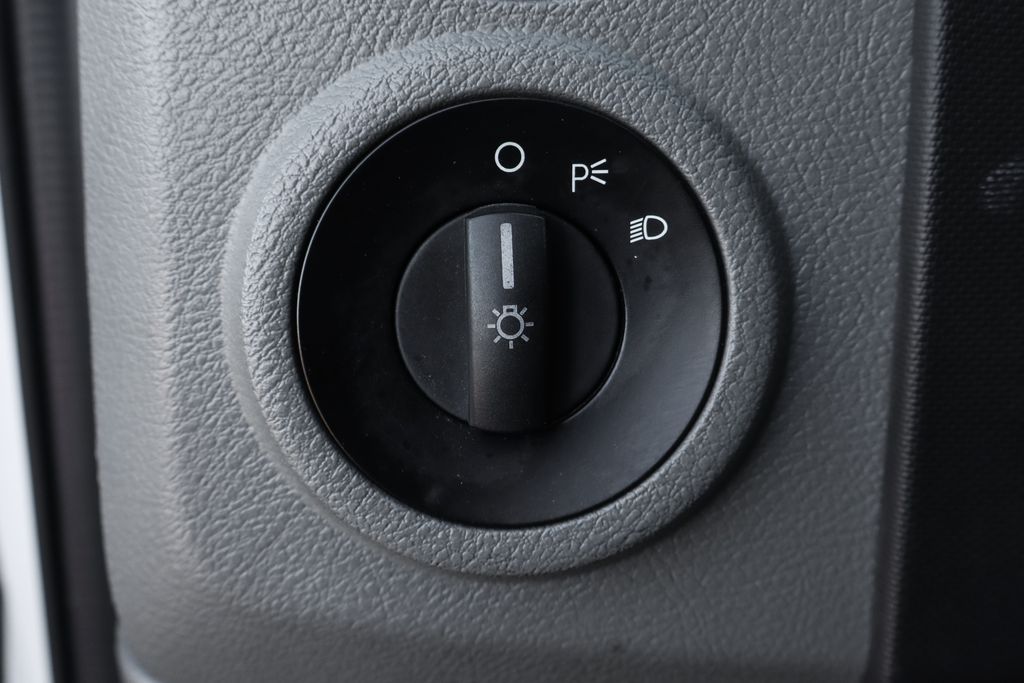 Used 2017 Ford E-450 Cutaway - photo 19