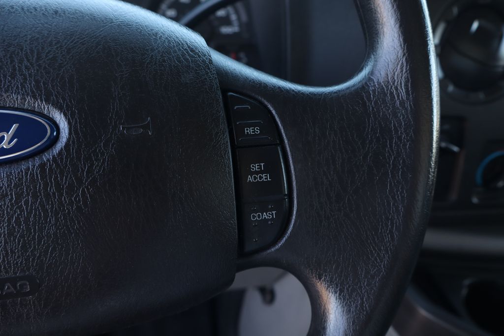 Used 2017 Ford E-450 Cutaway - photo 24