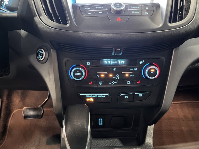 Used 2019 Ford Escape SE 4WD SUV - photo 17