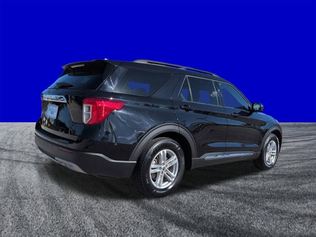 Used 2024 Ford Explorer XLT - photo 4