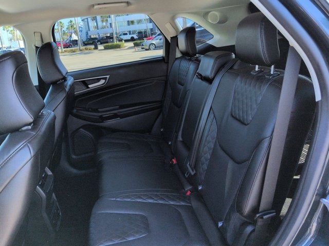 Used 2023 Ford Edge Titanium - photo 13