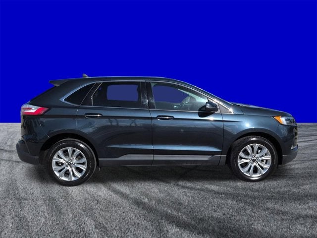 Used 2023 Ford Edge Titanium - photo 3