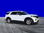 Used 2024 Ford Explorer XLT thumbnail 2