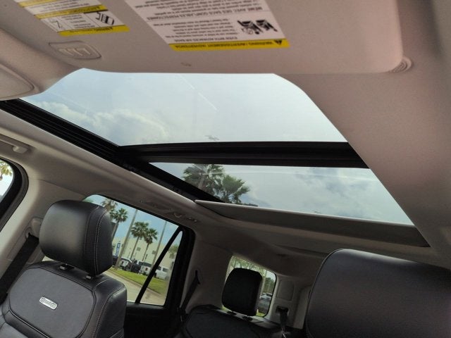 Used 2025 Ford Expedition Platinum - photo 17