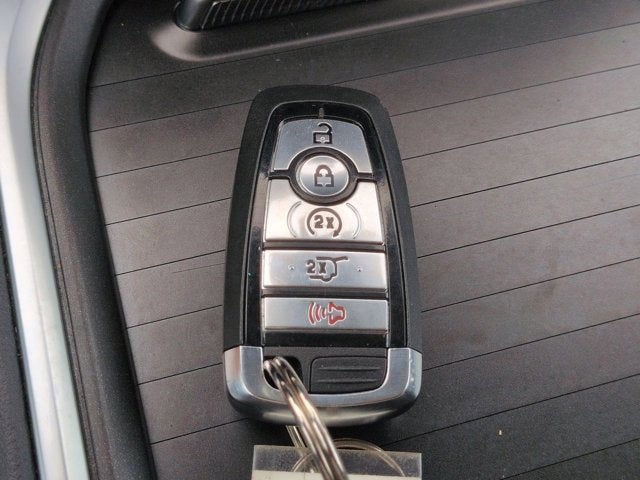 Used 2025 Ford Expedition Platinum - photo 26