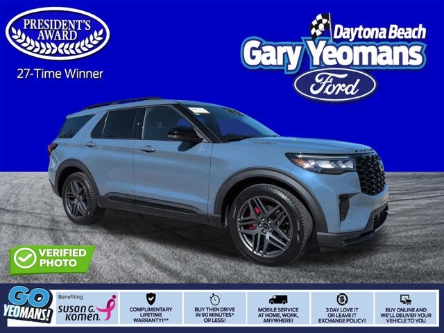 Used 2025 Ford Explorer - photo 1