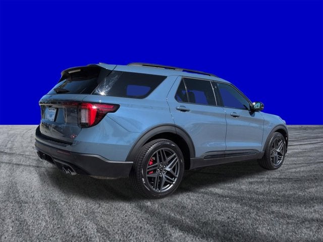 Used 2025 Ford Explorer ST - photo 4