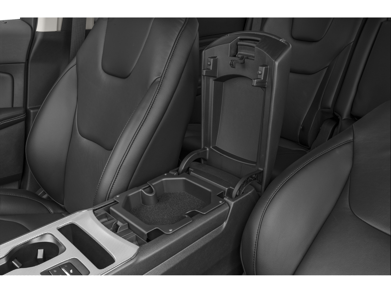 Used 2024 Ford Edge Titanium - photo 42