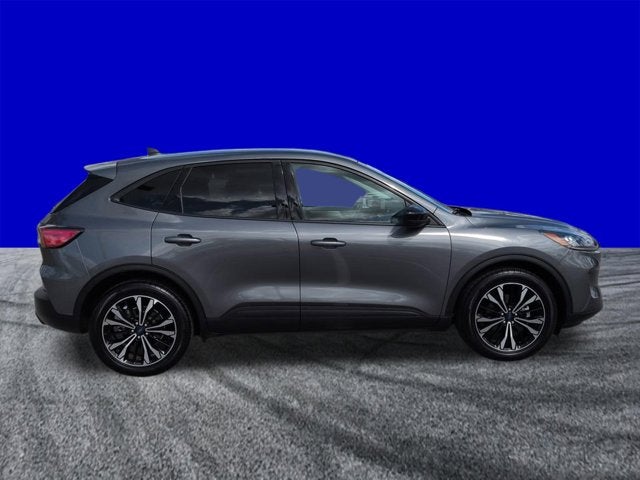 Used 2022 Ford Escape SE - photo 3